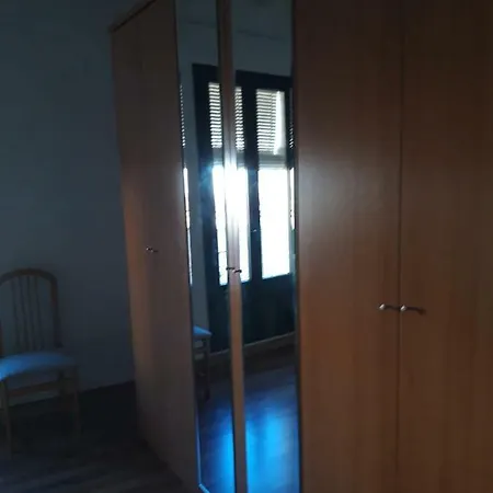 Lägenhet Tranquilo Apartamento En El Centro Tarragona